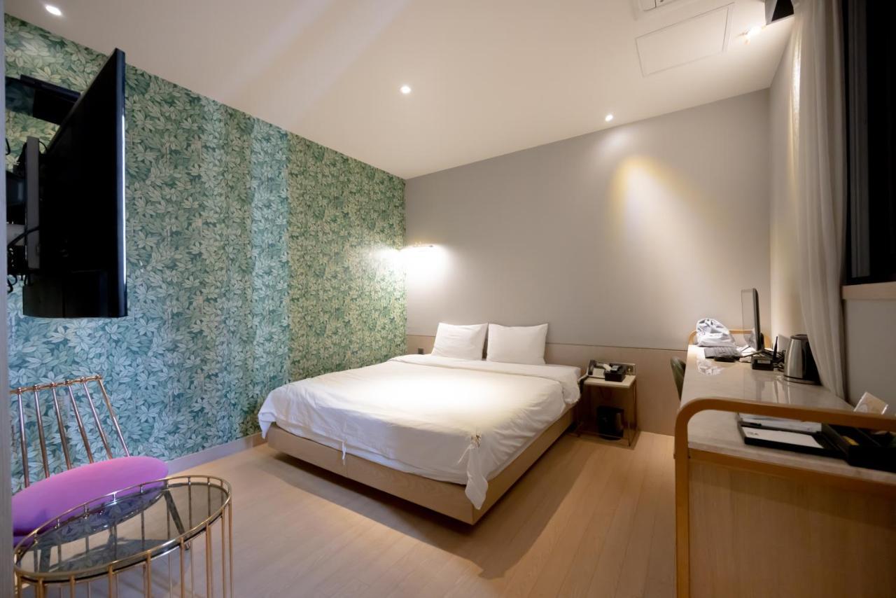 Hound Hotel Seomyeon-Beomcheon Pusan Exteriér fotografie