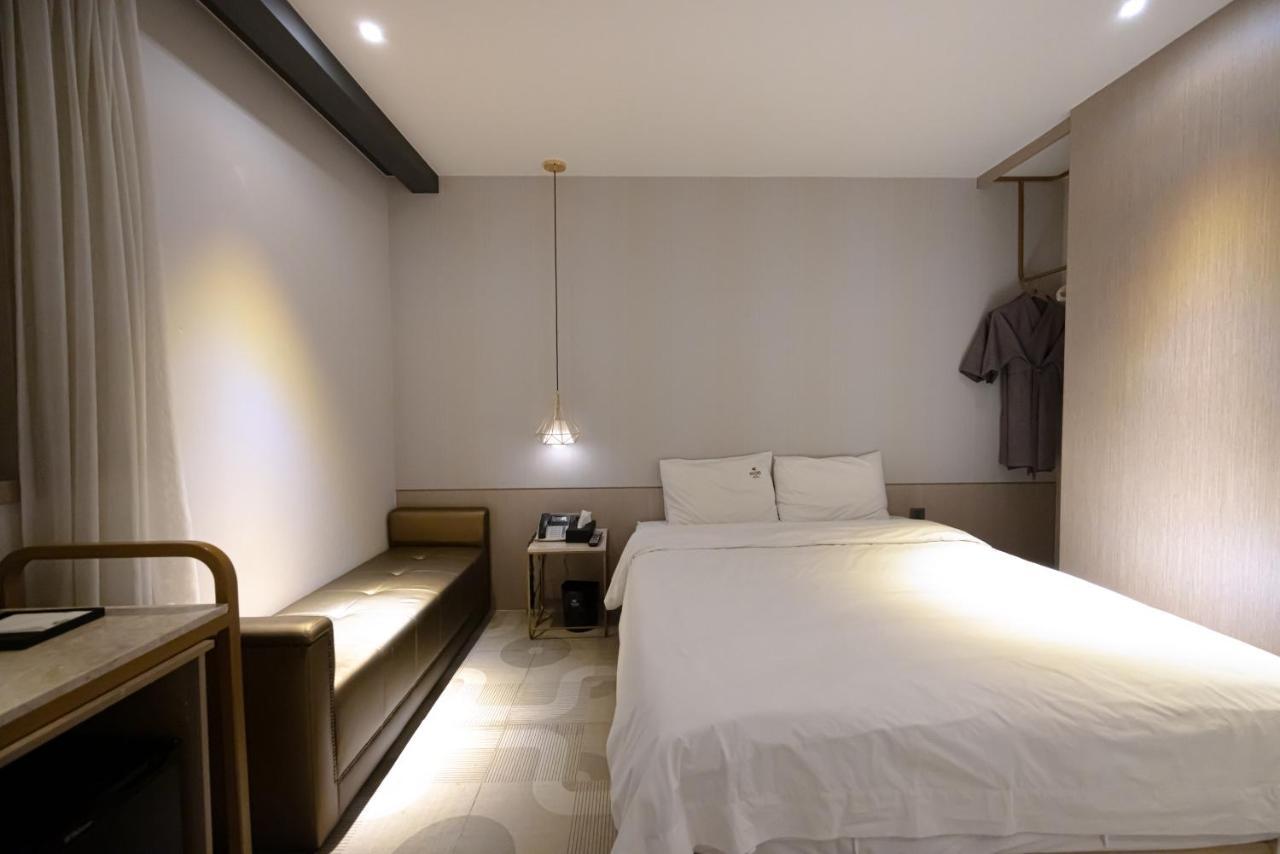 Hound Hotel Seomyeon-Beomcheon Pusan Exteriér fotografie
